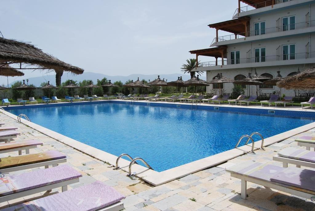 Europa Grand Resort Vlorë Exterior foto